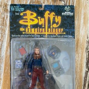 Buffy BTVS Willow season 1 action figure MIP
